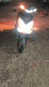 السلام عليكم
للبيع دراجه ياباني شغاله كهربائيات كلها شغاله 
السعر 200 وبيها مجال
***********
