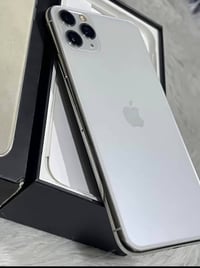 آيفون ١١ برو ماكس ٢٥٦ • بطارية ١٠٠ اصلي • فيس ايدي شغال