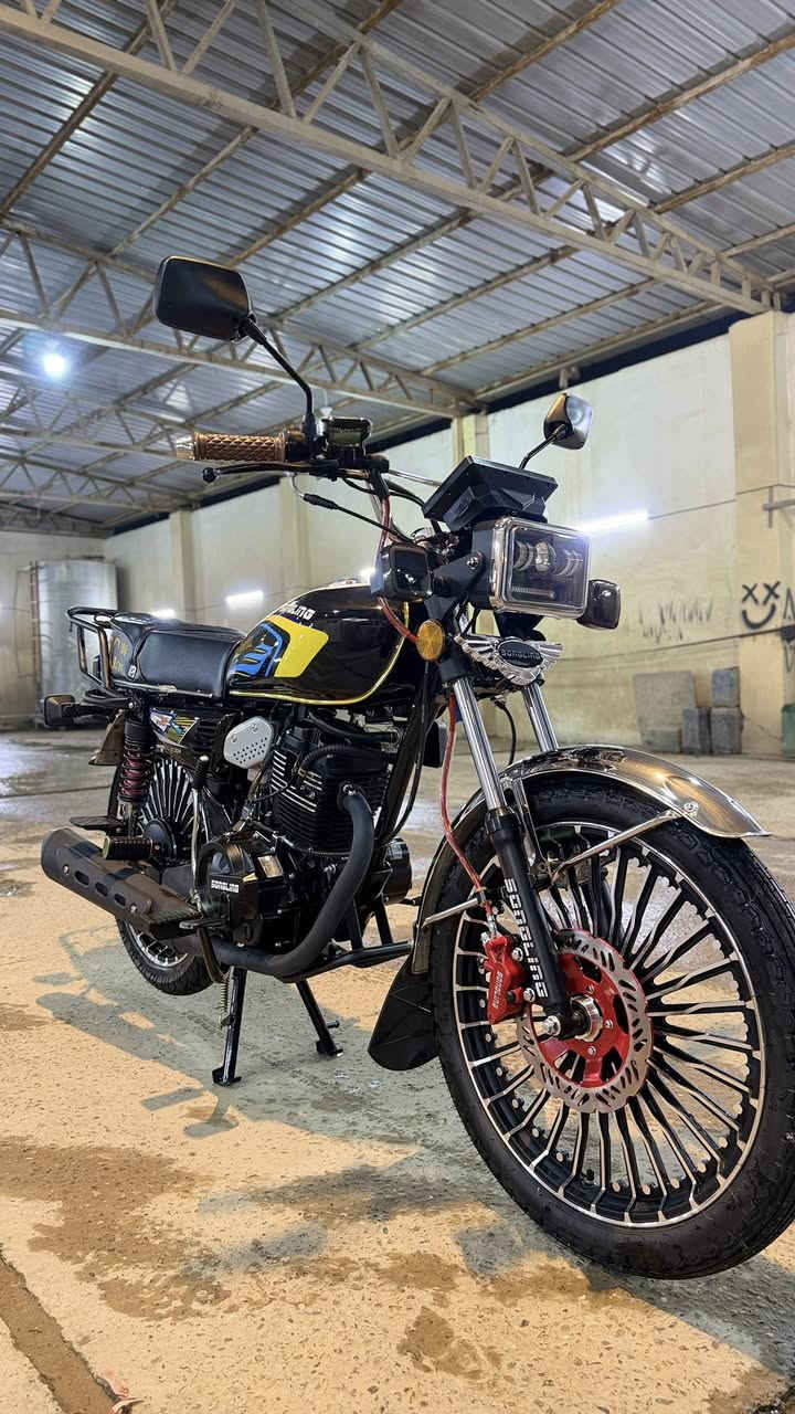 (للبيع)
دراجه نوع سولنك📍
📌الموديل:2026
الحالة : ممتازة صار كم يوم من فتحتها من الكارتون✅
المحرك : 200cc❗️
أستخدام شخصي⚠️
📌بصمة وتشغيل عن بعد
📌شاشة
📌دهن كلة امزويل ماخلي غيره
📌مكينة كير تايرات كلشي بيها مكفول وشركة بشرط و اي عيب مابيها 
📌سبب البيع للي يحب يعرف عجبني بطحه واريد ابيعها 
📍الموقع (سامراء)
📌السعر(850)
رقم الهاتف(***********)
