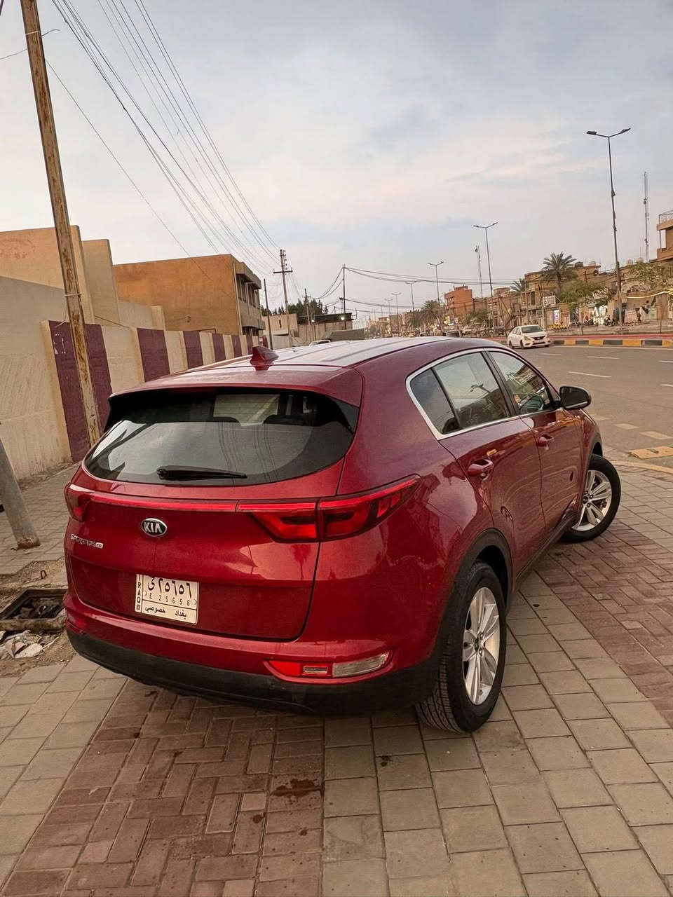 السلام عليكم سبورتج ١٨حلوه السياره كير محرك كفاله حادثها كلش بسيط بيها صبغ مقدمة البنيد تحويل ثاني يوم السعر ١٤٦وبيها مجال للاستفسار ***********
