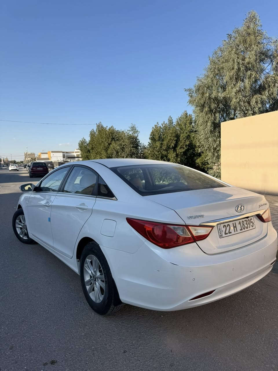 لبيع هيونداي سوناتا موديل 2011
🔹 محرك 2400
🔹 رقم أربيل دولي جديد – إنجليزي

السيارة مرتبة ونظيفة
✅ بيها مكانين بارد بالشاملغ الخلفي فقط
✅ كشرها من الخارج كلش حلو ونظيف
✅ غرفة السيارة من الداخل كلش نظيفة
✅ تبريد أمامي وخلفي (تبريدها ثلج)
✅ ويلكب
✅ السيارة جاهزة وما محتاجة شي

📍 مكان السيارة: النجف – حي الجامعة
🔍 تيجي تفحص وتشوف السيارة، بالخدمة

📞 للتواصل: ***********
