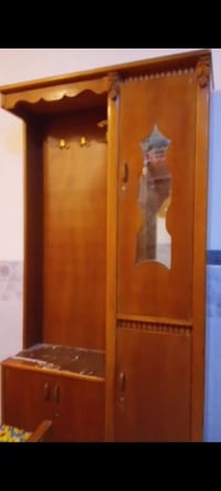 غرفه اخشاب • طابقين • ٦ أبواب