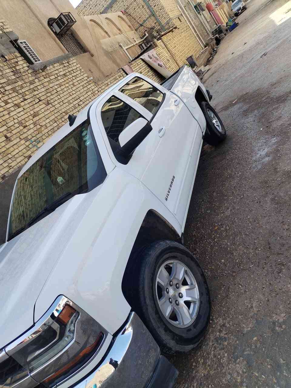 سلفرادوا موديل ٢٠١٧ كلين تايل مكفوله بيضاء موبايل رقم اربيل باسمي باب طويل بدي قصير


**إذا كنت صاحب هذا الإعلان وتريد حذفه لأي سبب، رجاءا أرسل رسالة إلى الدعم الفني**