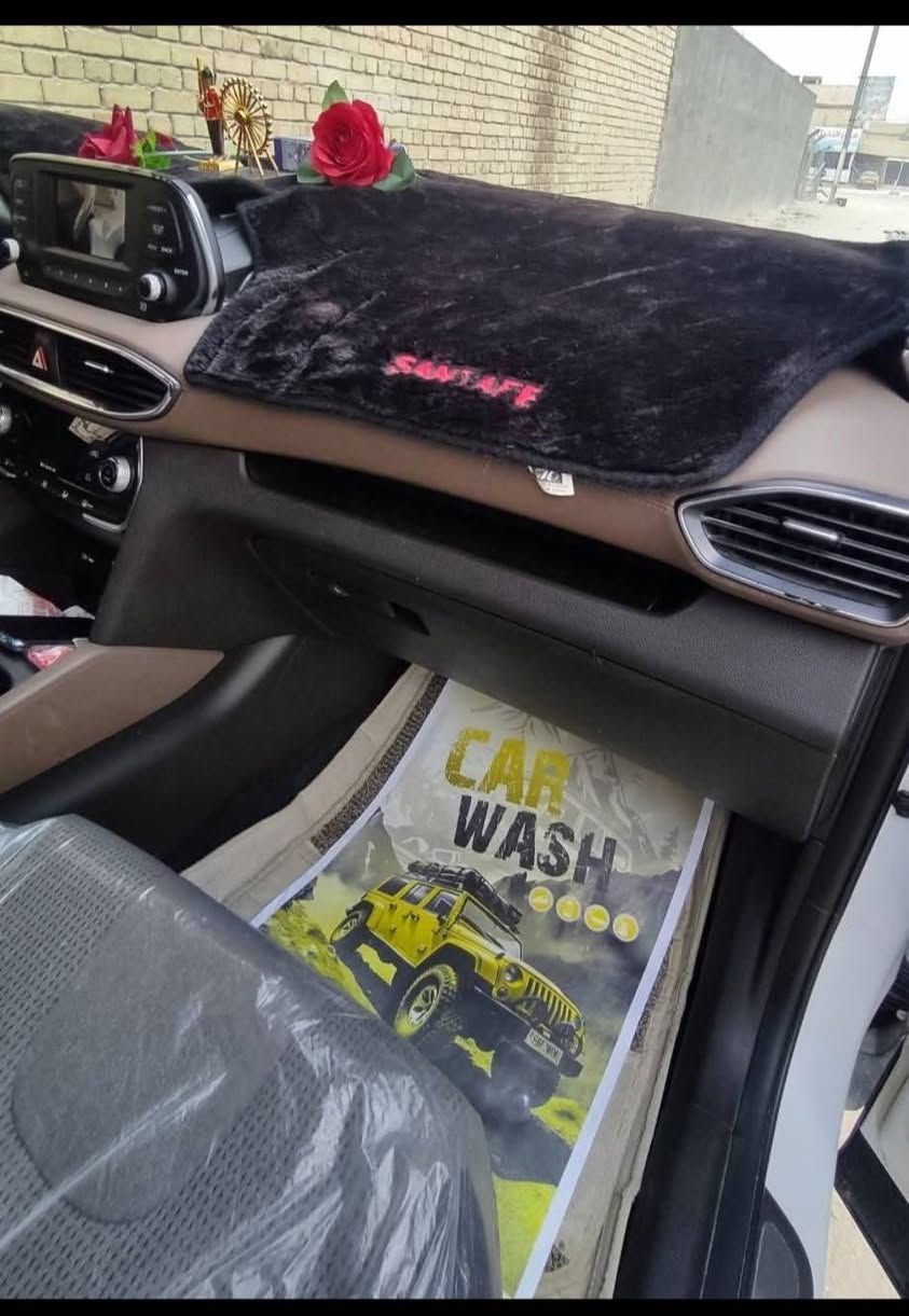 السلام عليكم سيارة سنتافي خليجي مديل 2019 محرك 2400
دوش 3 قطع تبريد بصمة تحكم ستيرن حساسات أمامية وخلفية تخم تاير جديد سبير ما نازل حدادية 100/100  
اشاير ترحيت مرايات شفت وترحيب 
7 راكب لد نهاري لايت زنون بلادي 
محرك كير مكفولات كفالة عامة 
سعر 200 وبيها مجال 
مكاني البصرة 
الاستفسار على هذا الرقم 
***********
