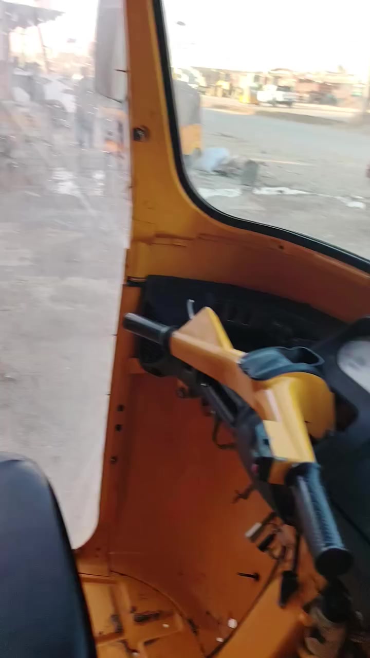 السلام عليكم تك تك موديل 2020 البيع
بياجو ***********
