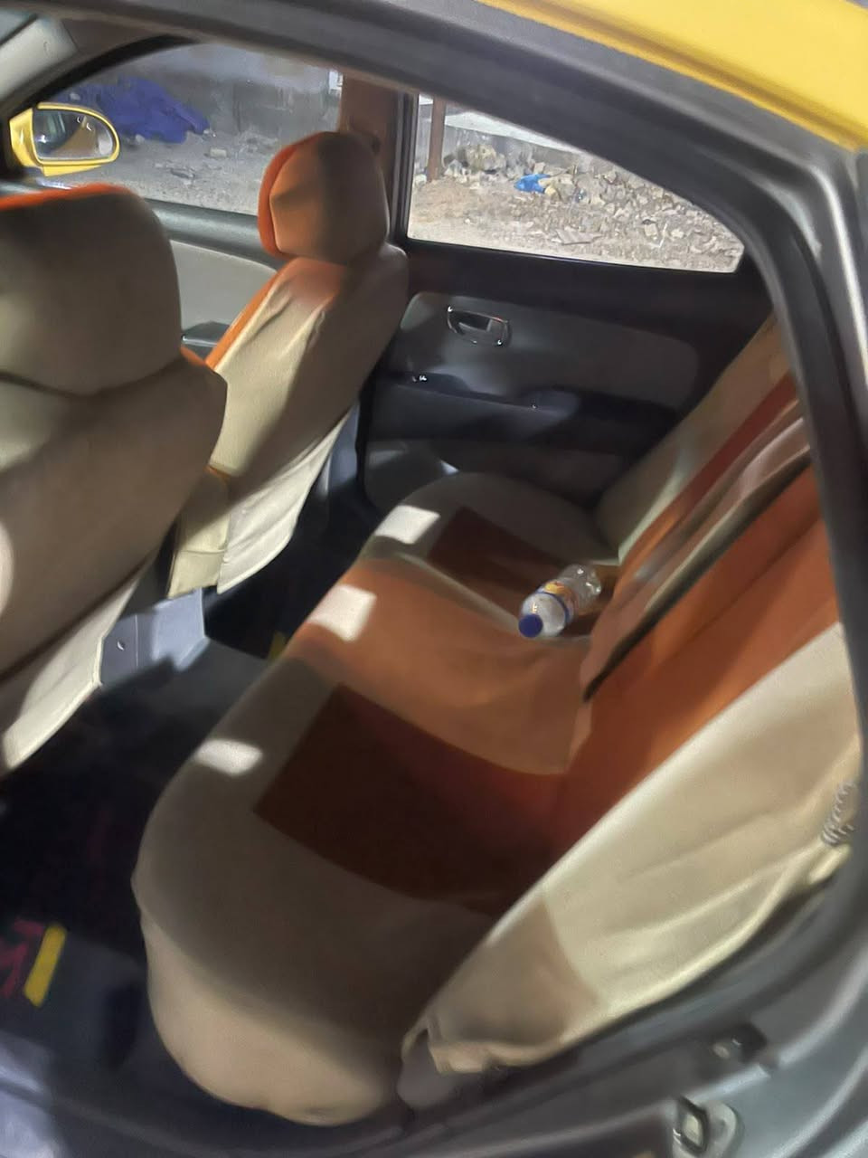 سلام عليكم الانتره موديل 9وارد أمريكي حادثه بخشم البنيد ليبل واحد شواصي الغود مابيه اي قطعه تبديل مكينه 2000بيه رواجز موزينه باقي مكفول سعر 87وبيه مجال عنوان بغداد قرب المرور الحسينيه الاتصال ***********
