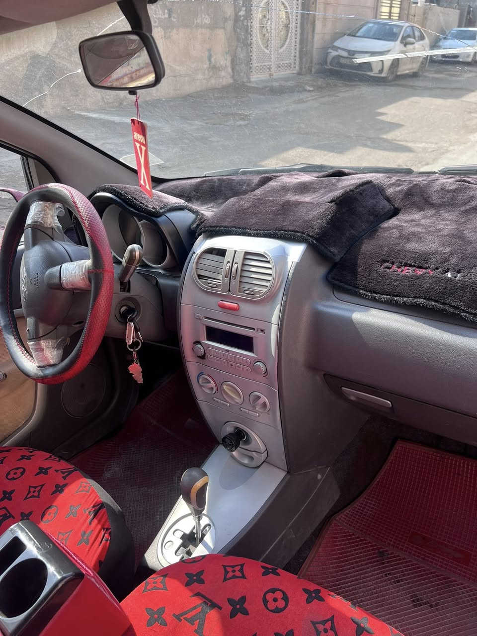 اللبيع  شيري اي وان 2012 بلادي قطره صبغ مابيه 39 وبيه مجال ***********
