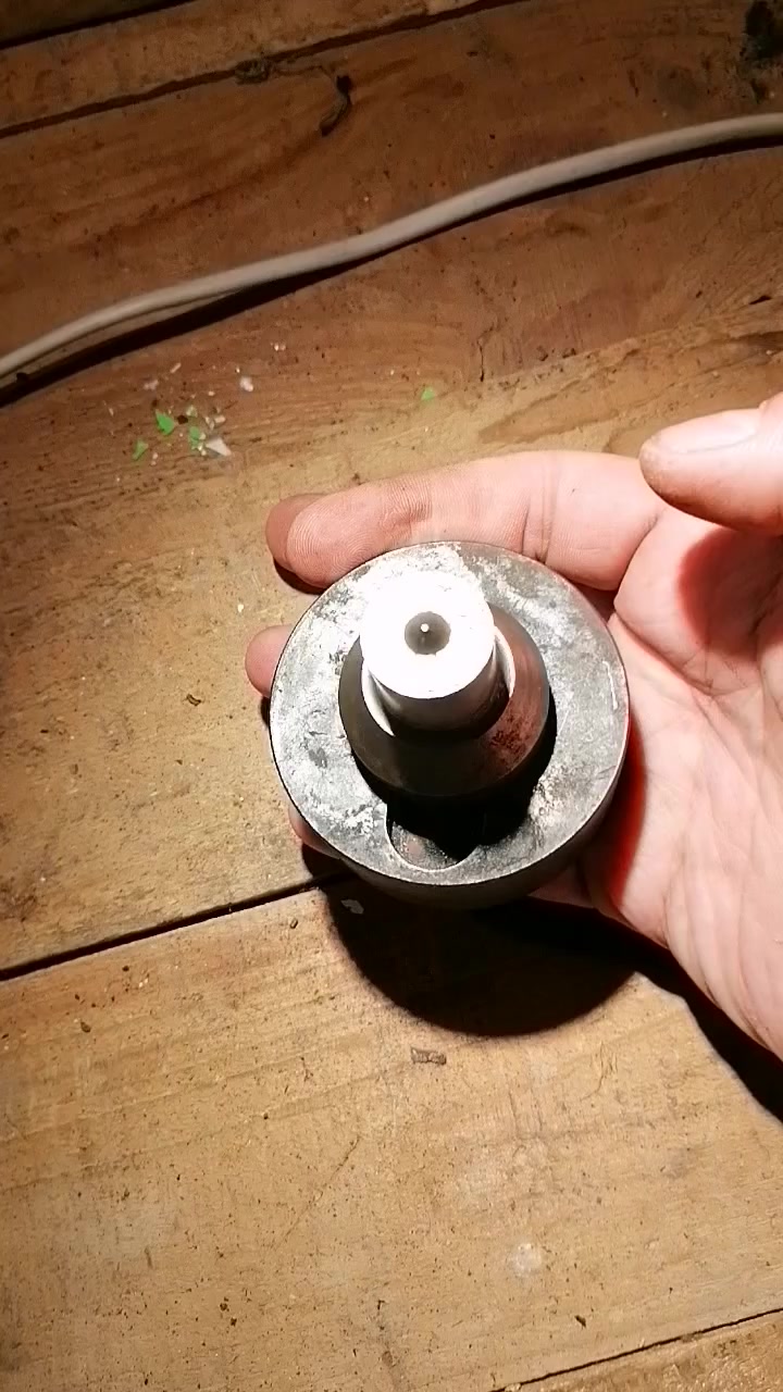 السلام عليكم
اعتقد سنتر مال تورنه


**إذا كنت صاحب هذا الإعلان وتريد حذفه لأي سبب، رجاءا أرسل رسالة إلى الدعم الفني**