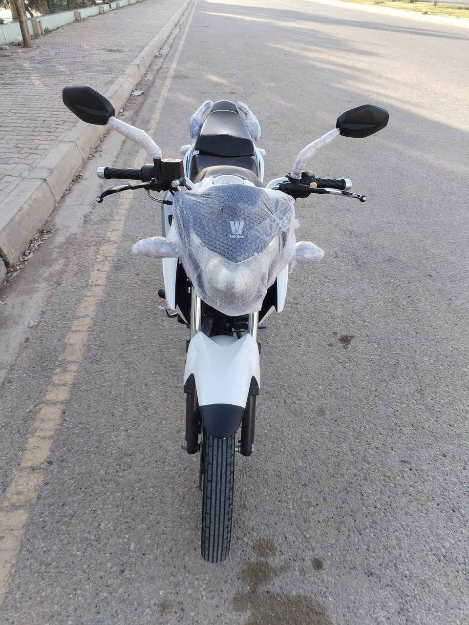 هوجي موديل 2023 مسجل رقم وسنويه تحويل ثاني يوم السعر 16 ونص شراي يتصل مكاني رمادي ***********
