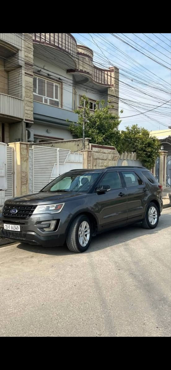 السلام عليكم فورد اكس بلور للبيع او مراوس حسب القناعه موديل 2016 سياره فول مواصفات 1/1 اعلى فئه بالفورد تخم تاير جديد تبريد ثلج ضررها شبر بل الجاملغ الامامي السيارة رقمها جديد و بأسمي و سنويه و هزة جديدة صور الحادث موجودة السعر 185 
مكانها الموصل للاستفسار الإتصال ***********
