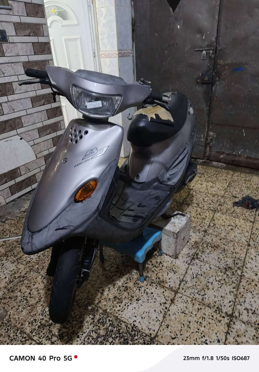 سلام عليكم دراجه بيجي للبيع توه طالعه حاويه بعده بل جيس الدراجه فحل سويجين بصمه ت شغاله سلف هندر معدل جوه ٦٠ حلوه وما مقصره الاستفسار خاص او ***********
