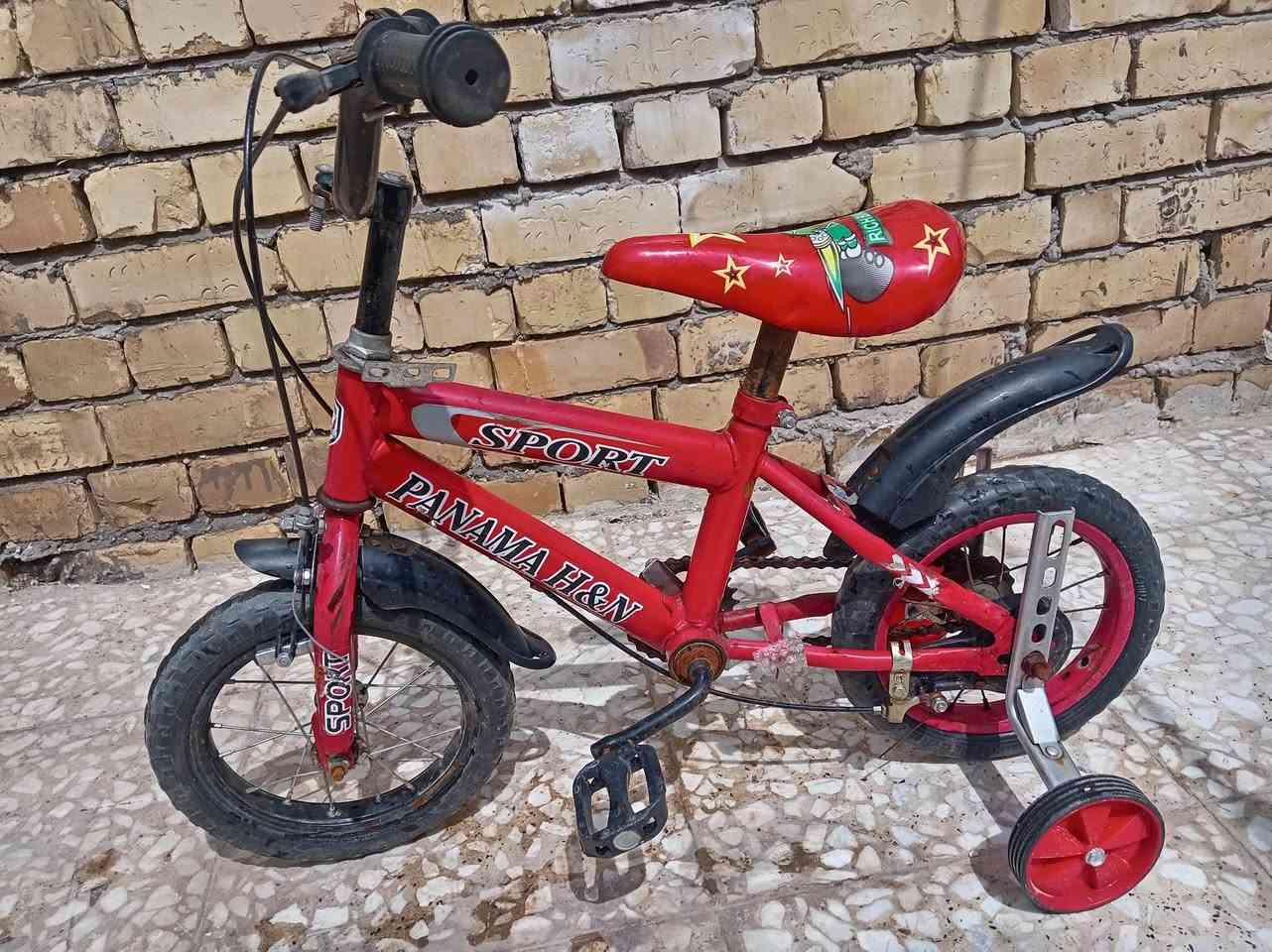 السلام عليكم بايسكل أطفال حجم 12 كامل و حلو السعر 30 و بي مجال مكاني بغداد الشعب سبع قصور
*********** متواجد واتساب
