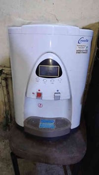 براد للبيع تصفية وحار +بارد مكلف بلنشر للاستفسار ع الرقم ٠٧٧١٢٣٩٤١٦٦