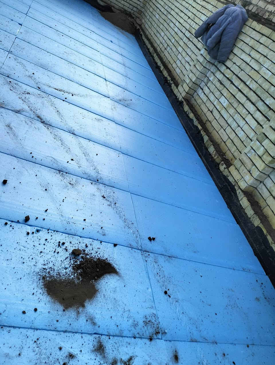 السلام عليكم نموذج من اعمالنا داخل كربلاء
تطبيك فرشي بشراف مهندس العمل مقطوعة 

تزفيت عازل فوم نايلون تصعيد مواد (تستلم صافي ) 

صور من داخل العمل نعمل بابل وكربلاء بجميع لاقضيه والنواحي ***********
