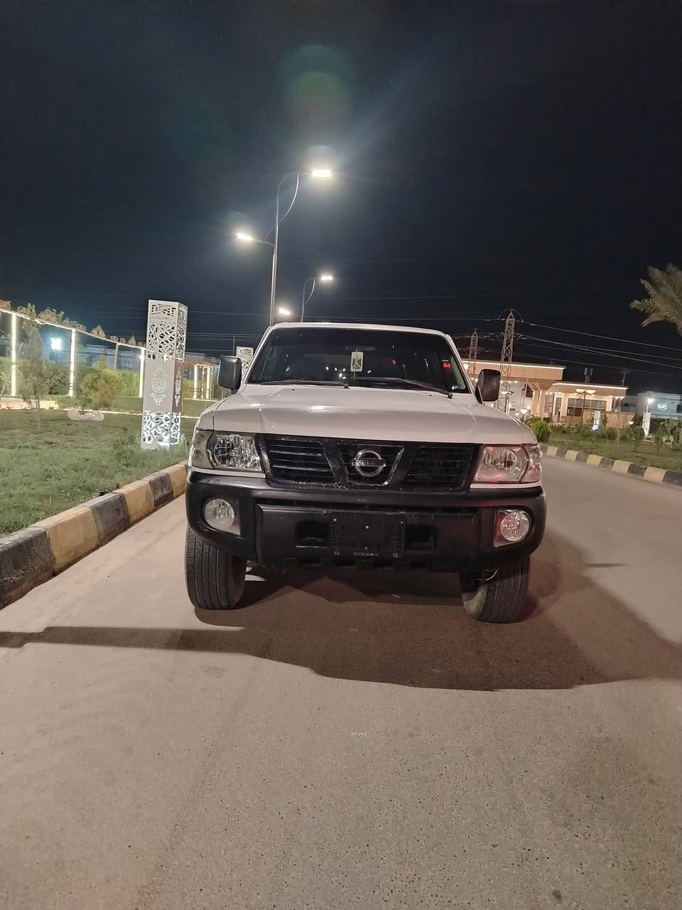 نسيان بترول 2003سياره نضيفه مرشوشه جماليه مكفوله من معجون سياره مزاد داخليه /محرك نضيف - كير عادي / تبريد شقاله ثلج //سعر 70قفل مكان تكريت القادسيه/ هاتف ***********
