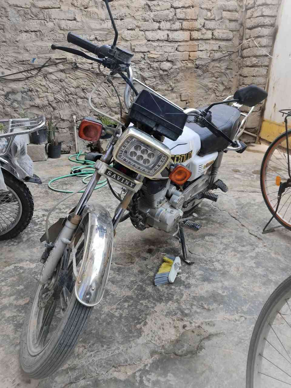 للبيع إيراني 20 محدث 22 بيه خيط تبخير السعر 325 المكان سامراء الرقم ***********
