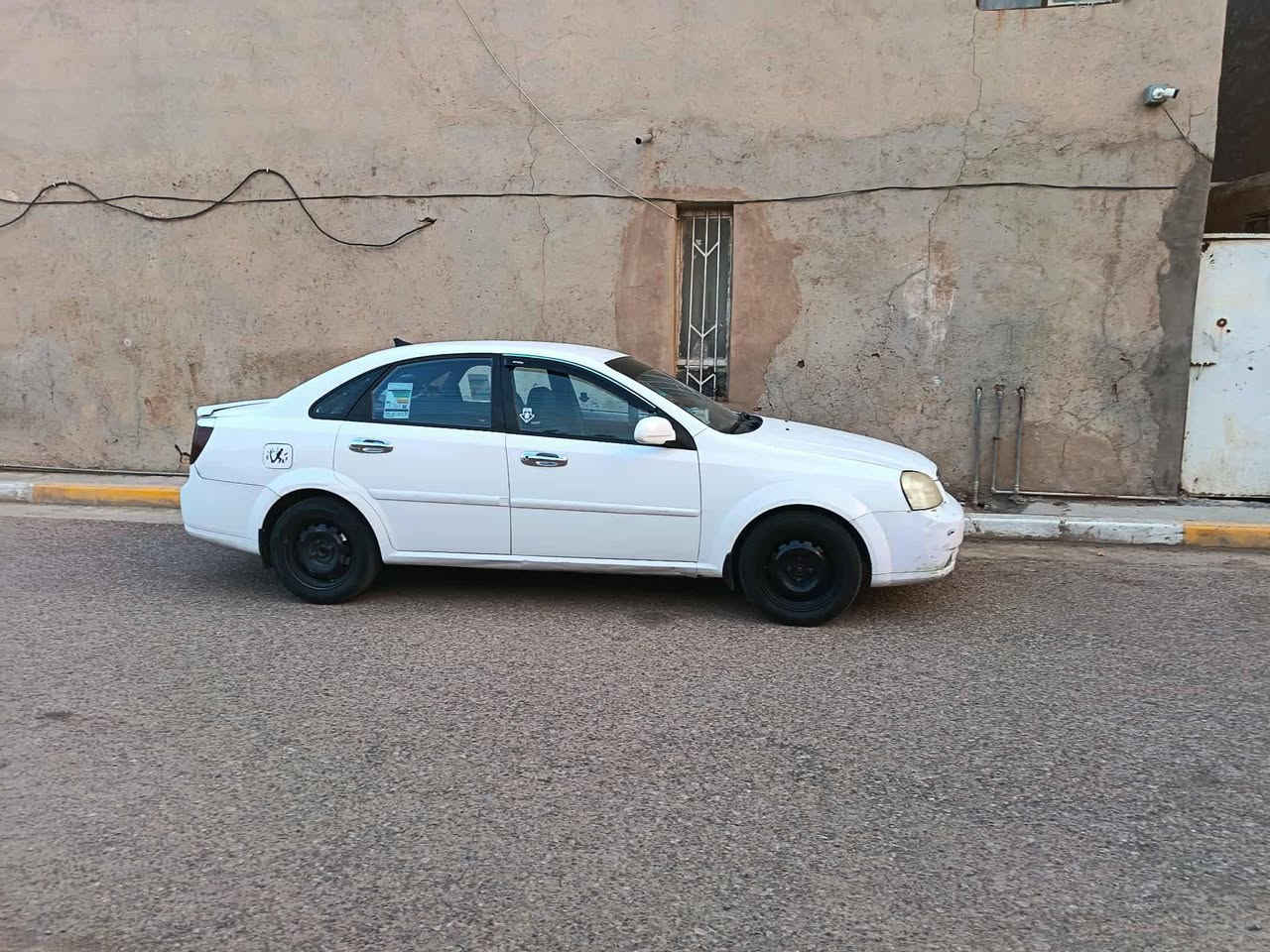 اوبترا البيع موديل 2006سياره جاهزه كير محرك تبريد مكفول سياره بيه طخه جاملغ يسره  وبيها طخه بصندوق كير اوتو مراوس حسب قناعه السعر 60رقم بغداد مشروع وطني شرط تحويل ثاني يوم صاحبها يمي شوكت تريد تحويل يحول الاستفسار الاتصال على *********** الرمادي
