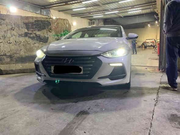 السلام عليكم النترا سوبر خليجي للبيع فقط بدون مراوس فول فتحه عدا البصمه رقم بغداد انكليزي وهزه جديدةتحويل مباشر كير محرك تبريد تمام محرك 2000 دوش  
السعر165. وبيها مجال  مكان السيارة بغداد حي الجامعة
للاستفسار ***********
