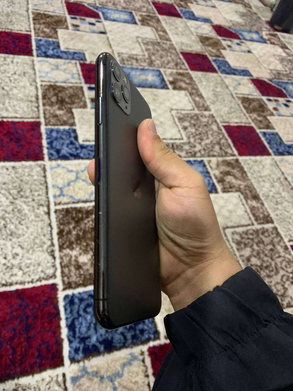 السلام عليكم ايفون 11 برو ماكس ذكرا 64 بطاريه 71 اصلي مبدل بس شاشه3خيارات فيس أيدي فاصل جهاز حيل نضيف سعر240 بي مجال قليل موقع موصل ايسر حي القدس
***********واتس
