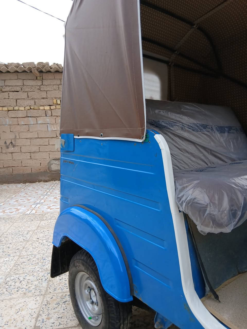 يالله تكتك عشرين رقم وسنويه
تكتك جاهزه خير. من الله كشره كفاله عام ما عاد 
طاك زغيره بالغد اليمن  سعر 6200 وبيه مجال واتساب ما جاوب 
اتصال وبخدمتك ***********......***********
