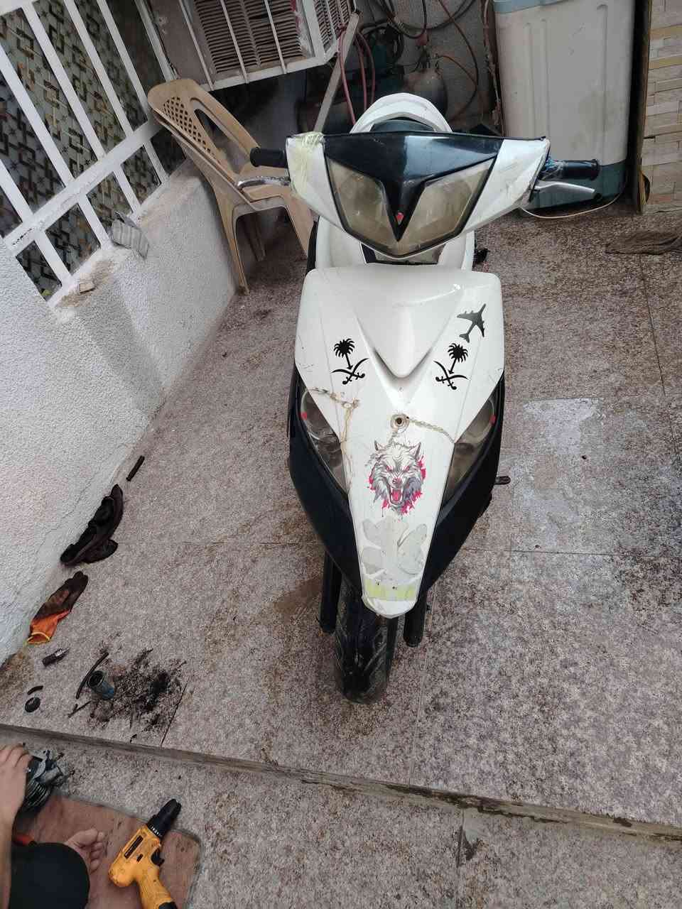 سلام عليكم ثعلب للبيع كامله كهربائيات سلف هندر كله شغال السعر ٢٢٠ةبيه مجال مكاني  بغداد الغزاليه  رقم *********** واتساب
