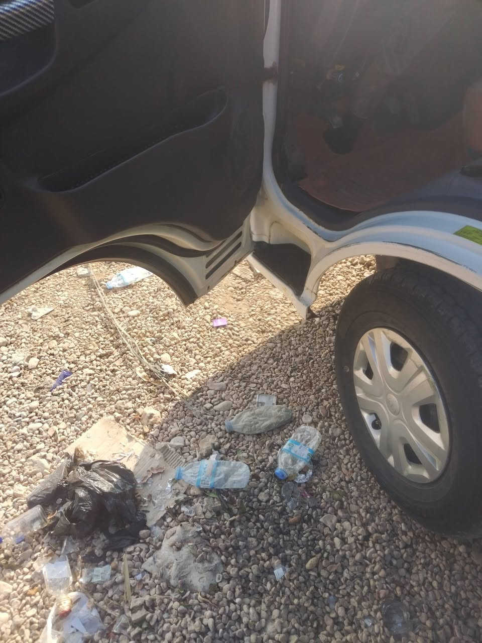 كيا موديل ٢٠١٨ السياره كفاله من الصبغ بيها بارد باب السايق والباقي كفاله محرك كفاله السعر ١٢٠ وبيها مجال رقم بغداد للتواصل *********** مكانها الرمادي
