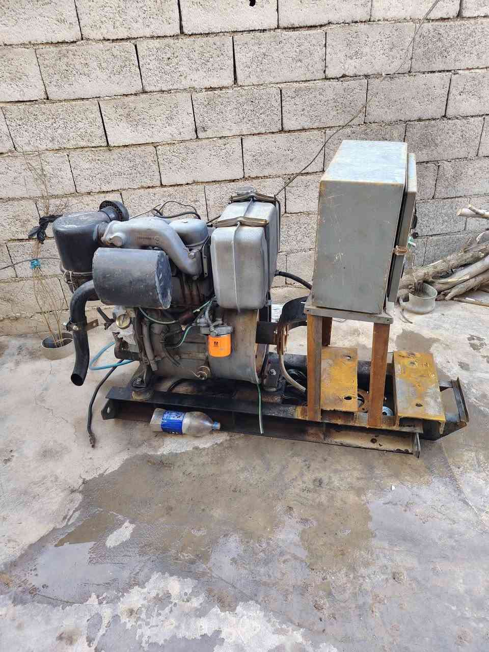 مولد بدون راس توليد شغال كامل للبيع مليون ونص مكان كوت سيد شاطي ***********
