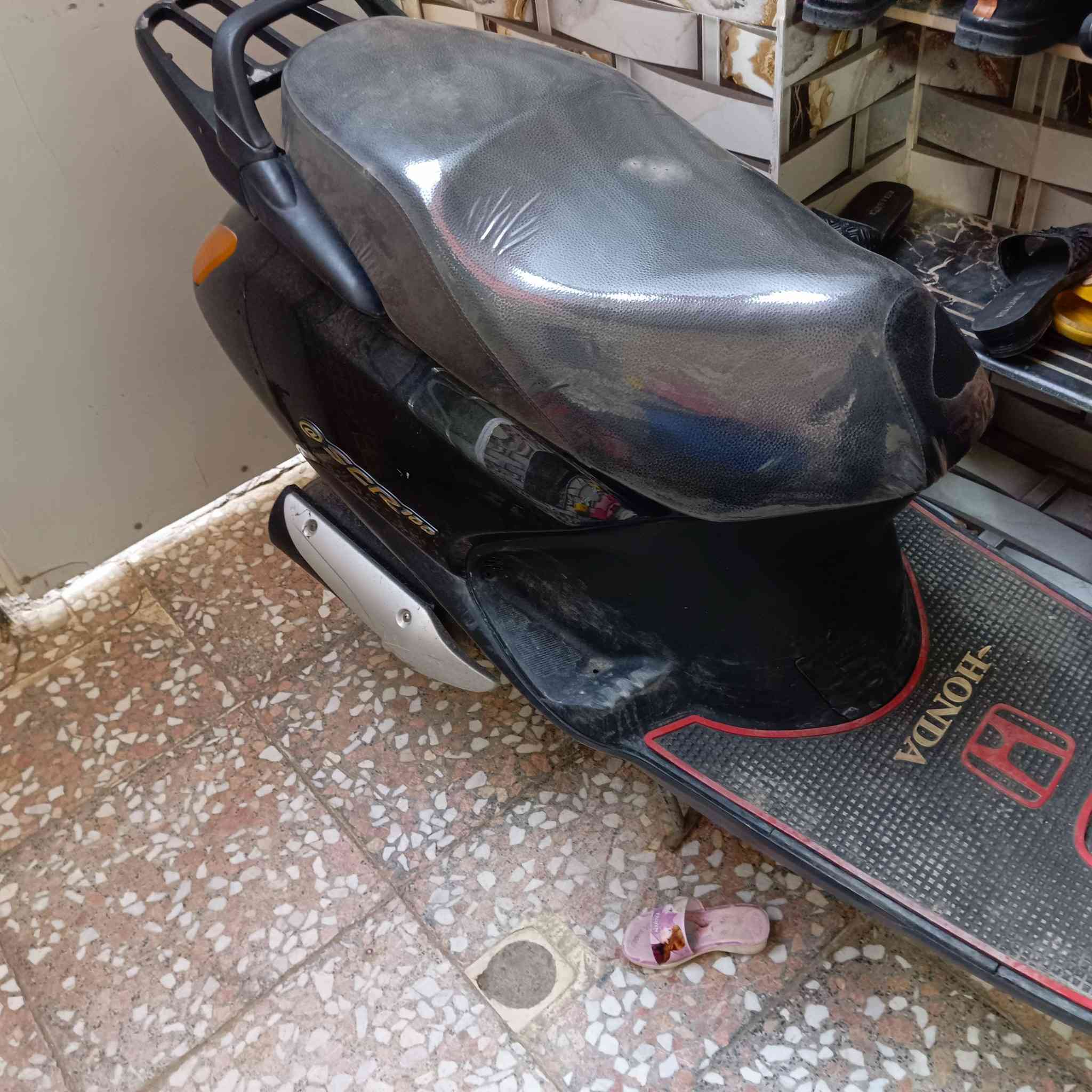 سبيسي ياباني لامفتوحه ولا بيها شي. بس الكفر الامامي مبدل. كلها شغاله وخير من الله. اروح واجي بيها فقط للدوام ومامتعبها ابد. دهن كل شهر ابدل ومداريها السعر  ٧٥٠   ماخذها مليون وميتين  ماشيه ٢١  مدينةالصدر


**إذا كنت صاحب هذا الإعلان وتريد حذفه لأي سبب، رجاءا أرسل رسالة إلى الدعم الفني**