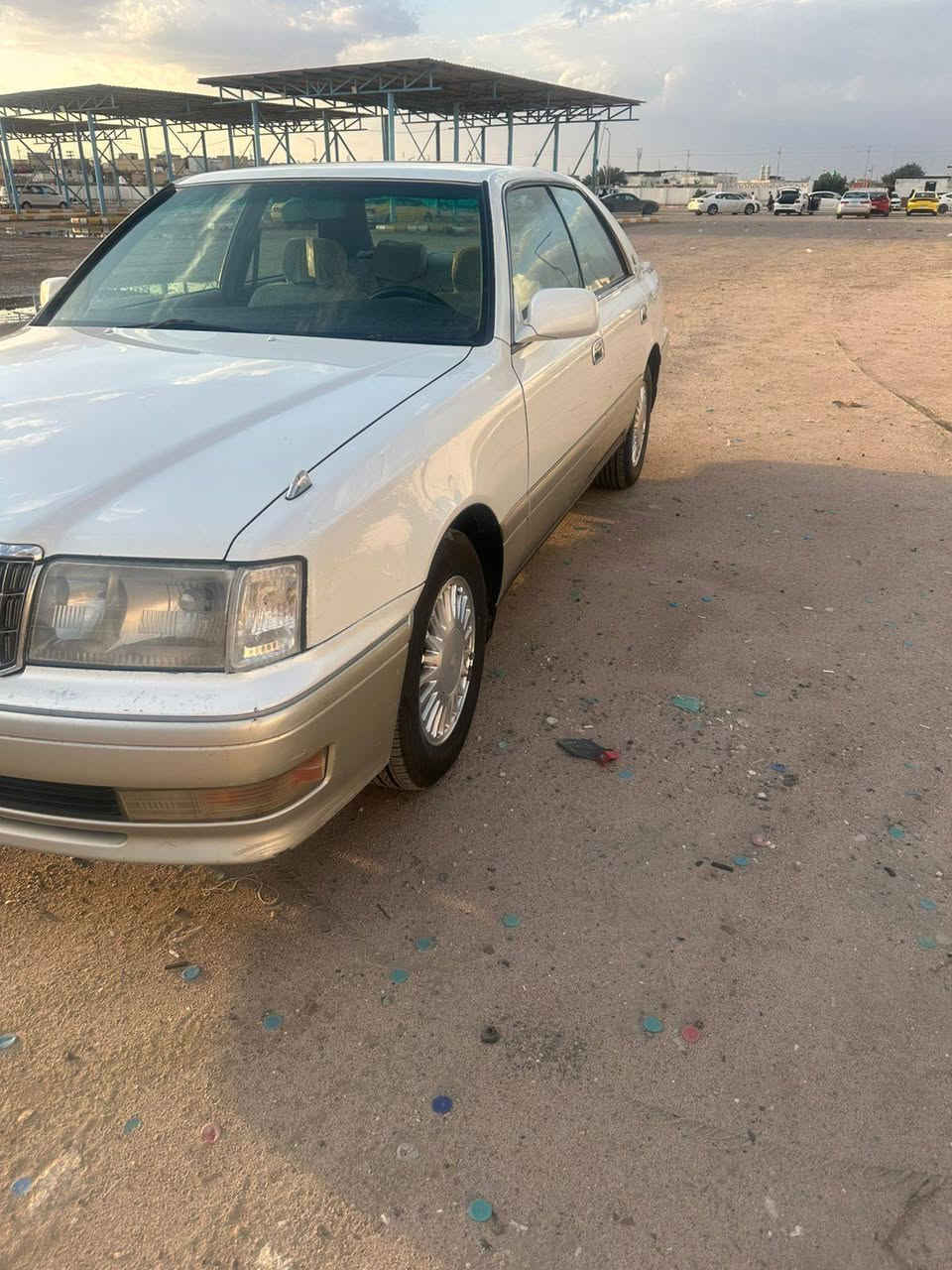 سلام عليكم راس الثور موديل ٩٨ رقم بغداد مشروع وطني سنويه مجدده مجدده سياره جديده وجاهزه من كلشي اي نقص مابيها مكفوله من الصبغ وضربه ولعيب الشرعي السعر ٨٥ وبيها مجال حك الجيه العنوان قضاء القرنه ***********
