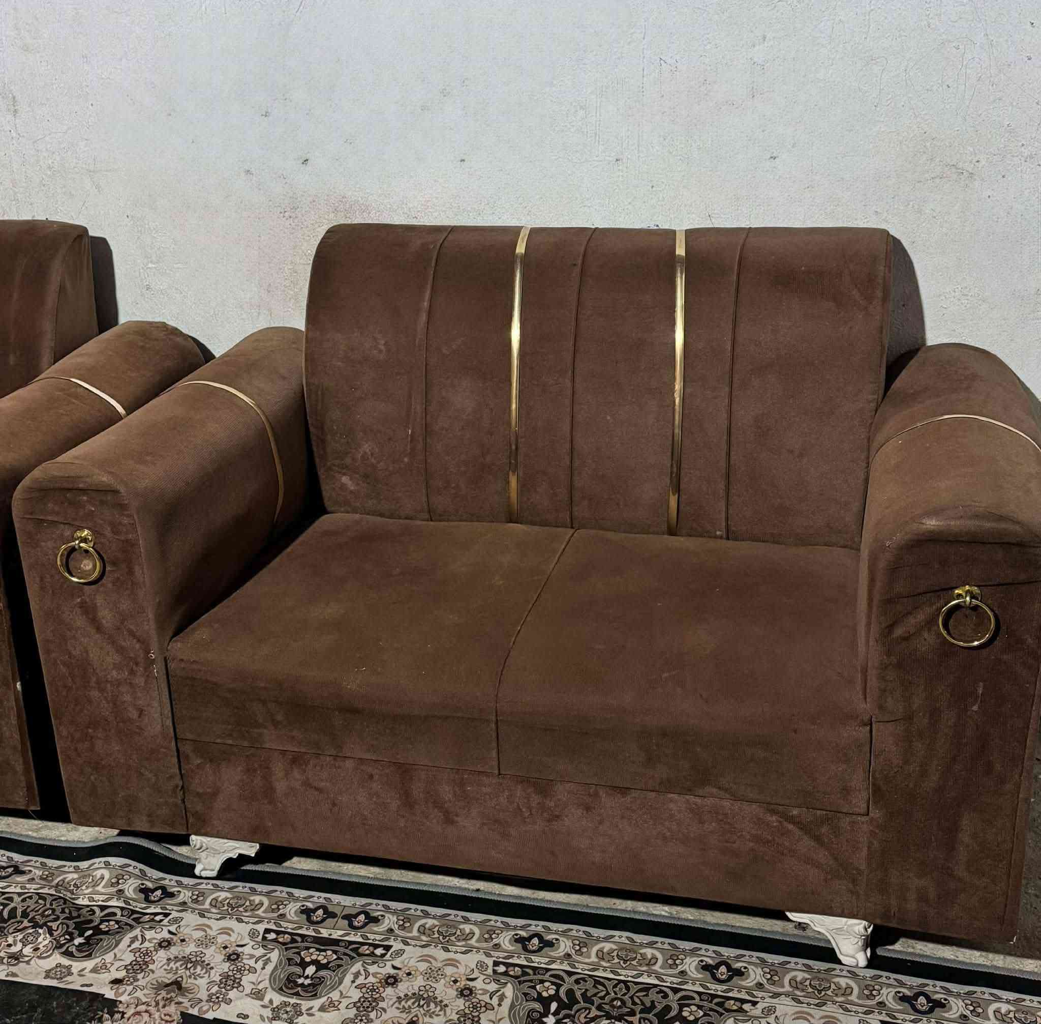 السلام عليكم تخم نضيف
٩ مقاعد العنوان كوت مناسب ***********
واتساب متواجد
