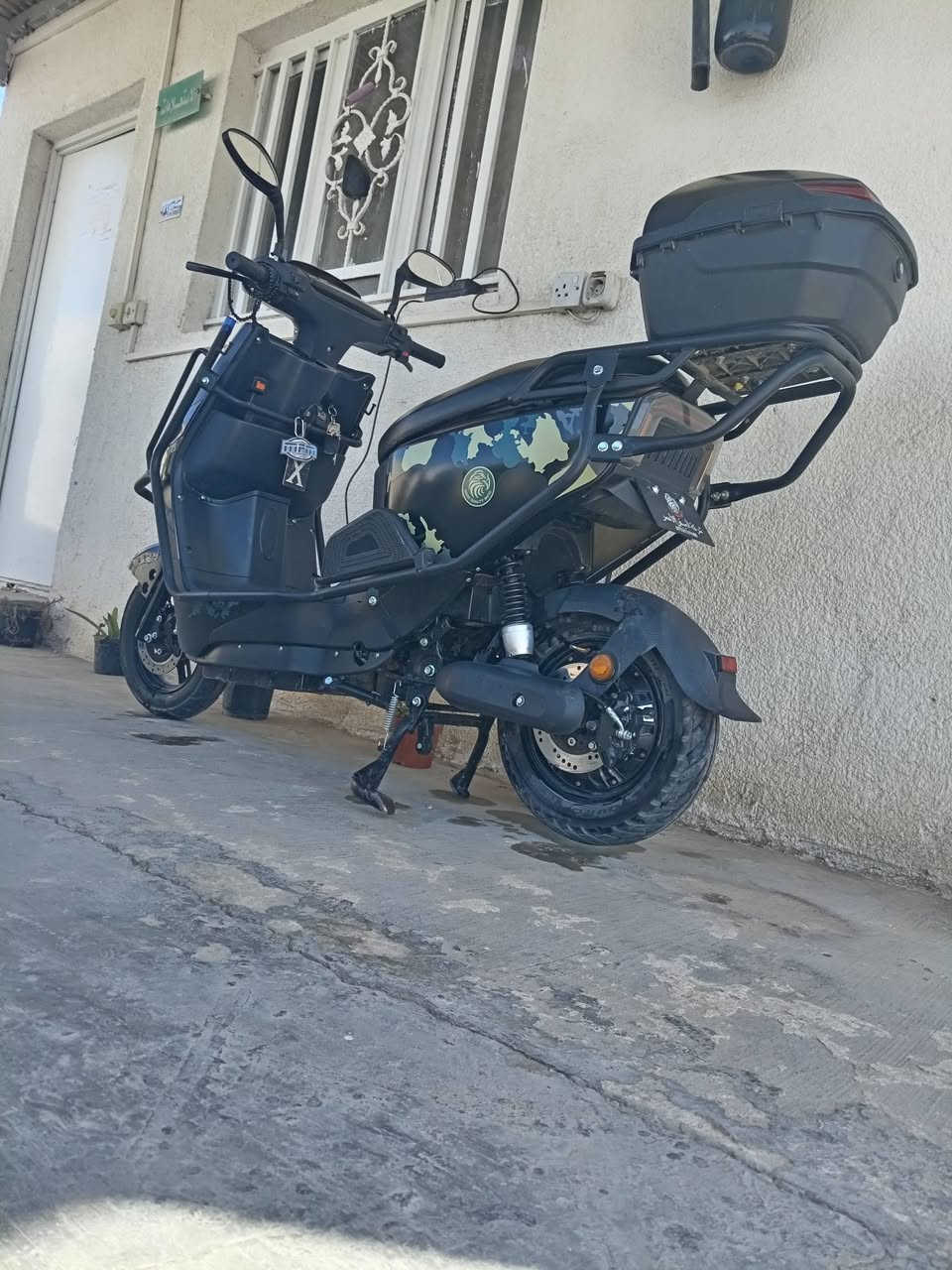 دراجه شحن للبيع سبع بطاريات سرعه 100 ***********
