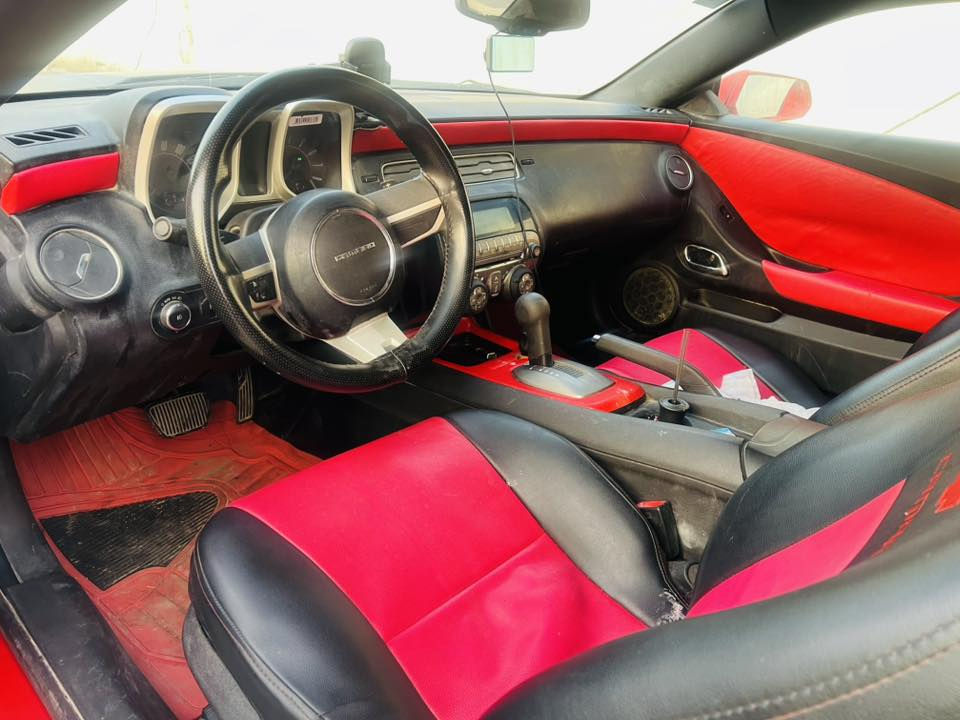 للبيع كمارو 2010 Rs 
6 سلندر 
اربع ارقام مميز 
بيه قطع صبغ بيع حزام 
كير مكينه نظاف جاهزه 
مكان بغداد 
77 بيه مجال 
***********
