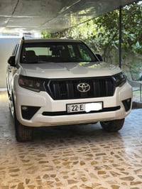 سياره برادو للبيع 2023(TXS) ماشيه 39 الف السياره بيها بارد بالصفحه الو...