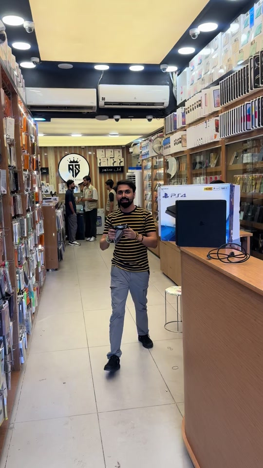 بلي 4 مستخدم ونظيف😍 ومركزنا راح يراوسك جهازك القديم بي جهاز تختار  مركز ابل ستور كل الهواتف ‏ Apple store ‏‎✅ ابل ستور المركز الاول في عالم الهواتف و اكسسوارتها ‏‎ مركز معتمد لدى جميع الوكالات الرسميه ‏‎ 🌹جميع استفساراتكم خاص وتدللوون🌹 ‏‎✅الثقه مصدر نجاحنا✅ ‏‎المركز مفتوح يومياً ‏‎من ال 9 صباحا حتى ال 12 مساءا ‏‎أو الاتصال بهاتف خدمة الزبائن ‏‎وت ساب/ تلگرام  *********** ‏‭***********‬ ‏‎العنوان : البصرة شارع الجزائر🛣 مقابل الخيمه🏢 قريب مطعم كناري سابقاً ⛺️  ‏‎لخدمة التوصيل 🚙 ال 🚗 🛵 من  ‏‎9 صباحا حتى ال 12 مساءً ‏‎أو الاتصال بهاتف خدمة الزبائن ‏‎وت ساب/ تلگرام  *********** ‏‭*********** 
