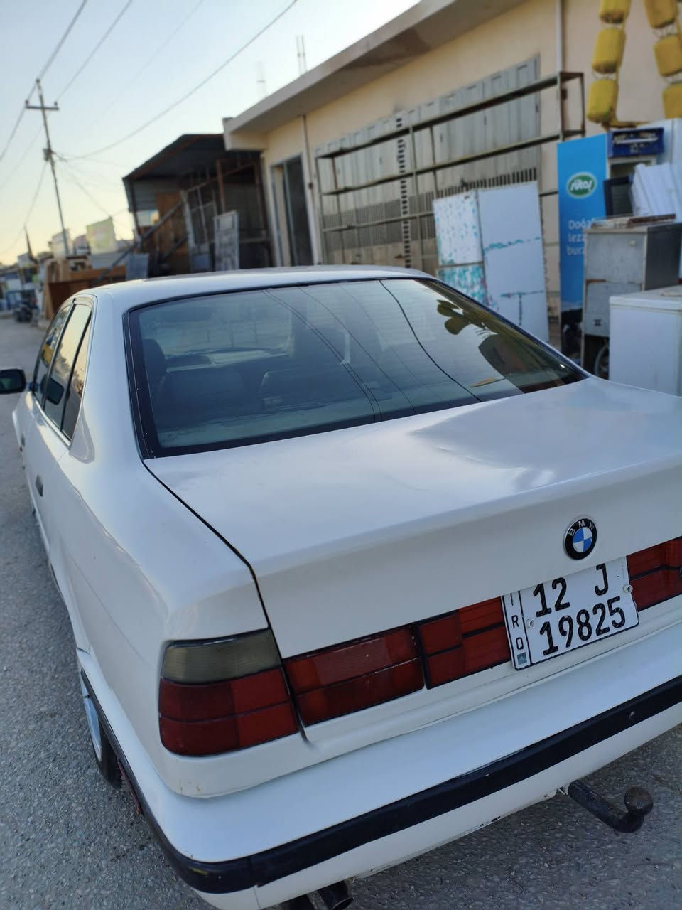 السلام عليكم بي ام موديل 1991بجم عريض رقم الماني جديد السياره بسمي تحويل ثاني يوم السياره جاهزة من كلشي 
السعر 65مكاني السماوه ***********
