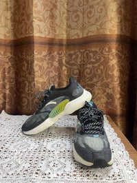 تم وصول وجبة جديده من الاحذيه ماركات الباله الاصلي متوفره بمحل ابو محم...