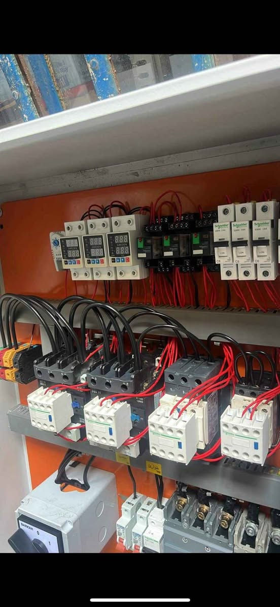 ‏ورشة المصطفى فنية لا تحتار ولا تفكر احنه نجيك لحد بيتك بكل مناطق الناصرية واقضية ونواحي اتصل والباقي علينا 📞
‏‪***********‬انتصل واتساب 
‏‪***********
‏✴️صيانة 🛠 موقعية في جميع مناطق الناصرية للسبالت والمكيفات 🏔️🥶 
‏✴️تنصيب ⚙️ جميع انواع السبالت بضمان لمدة سنة. 
‏🔸تنصيب سبالت جميع انواع السبالت2 طن جداري 3 طن عامودي 
‏✴️فتح وغسل 🚿 جميع انواع السبالت.. 
‏✴️صيانة الليك 🛠 وشحن الغاز
‏✴️الغاء الصمام العاكس بحرفية 🔧
‏✴️تبديل الضاغط مع تنظيف المنظومة وغسل الجهاز
‏تااسيس الكهرباء مع الاتزام الموعد 
‏
‏ 🔧🔨 ببركة الصلاة علئ محمد والي محمد 
‏ ناصرية, ذي قار
