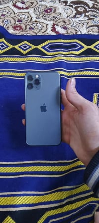 آيفون 11 برو  ذاكره 64 بطاريه 93 مرفوعه الجهاز كلشي ما مبدل بي الجهاز ...