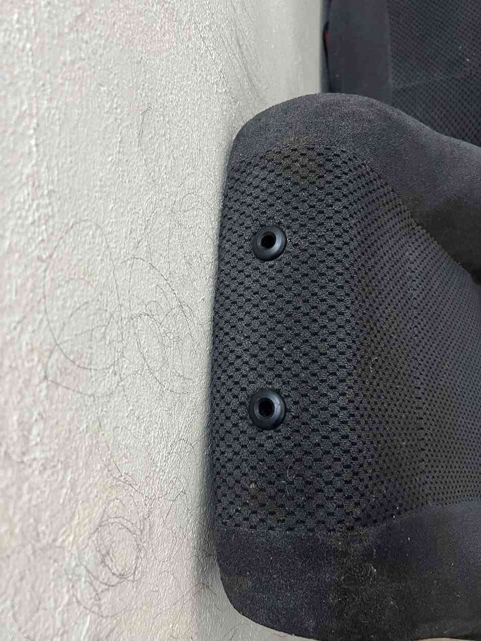 كشنات بيجو بارص نضيفات واسفنجهن عالي للبيع مال سايق وراكب قفلهن ١٠٠   الف مكاني شارع فلسطين بسنك الواحد ب ١٢٥ بينما الي عارضهن ثنين يعني الواحد ب ٥٠ وبلاديات مال سيارتي  ***********
