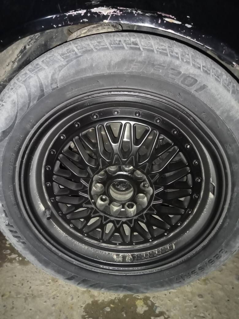 ام ويلانه بؤ گؤرينه وه قياسي 17دوو سايزه شوين كه لار گؤرينه وه ش اكه م به ويلي شه مس يان ويل عا دي به س دوو سايز بيت شوين مه لا ر *********** كالار, السليمانية
