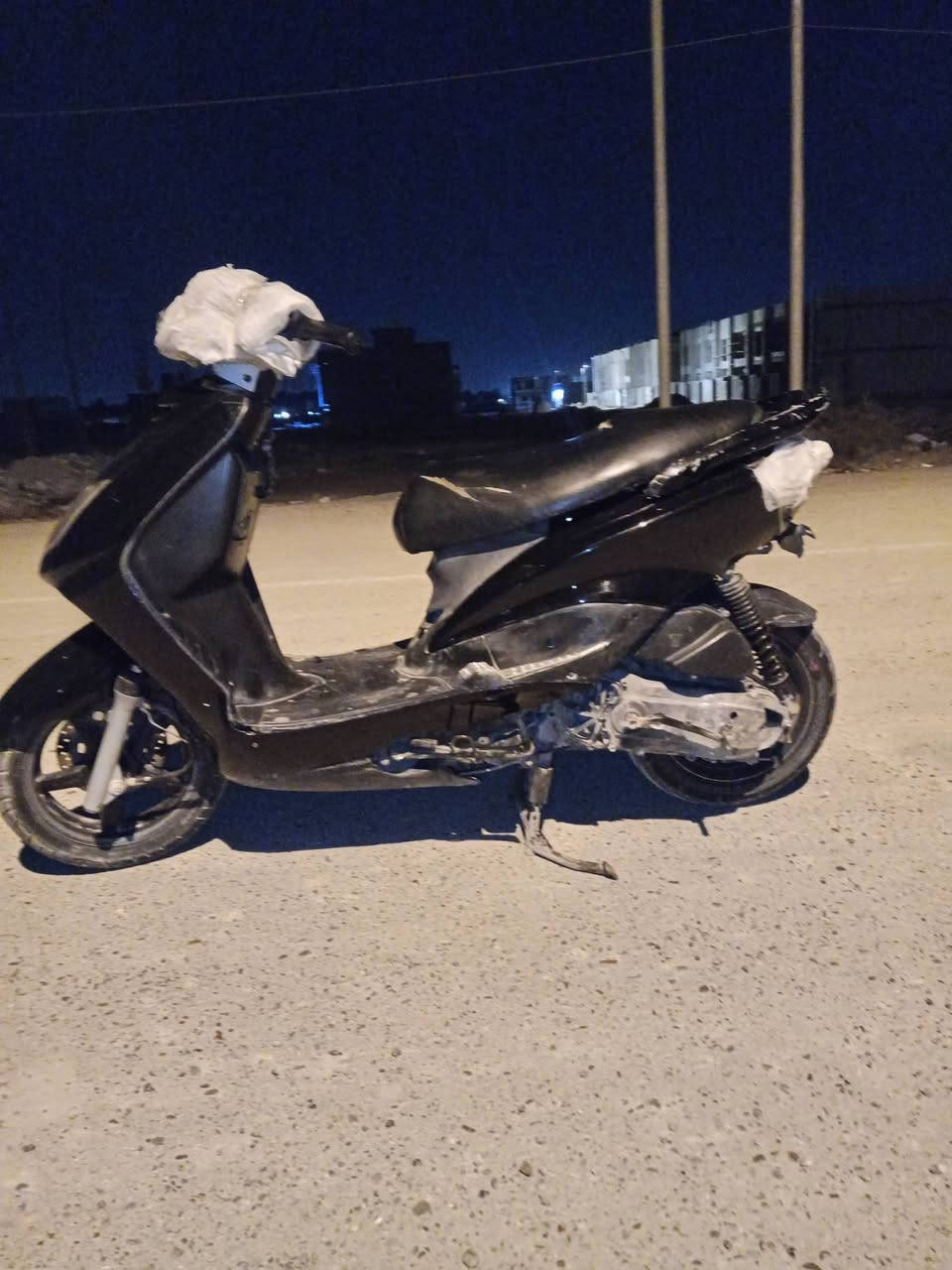 للبيع دراجه سكنس نثيه مزوده ٥٩ مكان الدوره السعر خاص الرقم ***********
