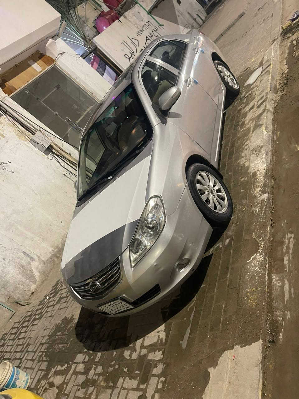 سلام عليكم سيارة بي وادي موديل 2016 مكفولة كفاله عامه من ضربه ول تبديل بيه صبغ جماليه فقط رقم بصرة تحويل ثاني يوم تخم تير حداديه جديدة سيارة جاهزة من كلشي مكينه وكير تبريد ثلج مكان سيارة البصرة حي الحسين سعر 55بيه مجال ستفسار ***********
