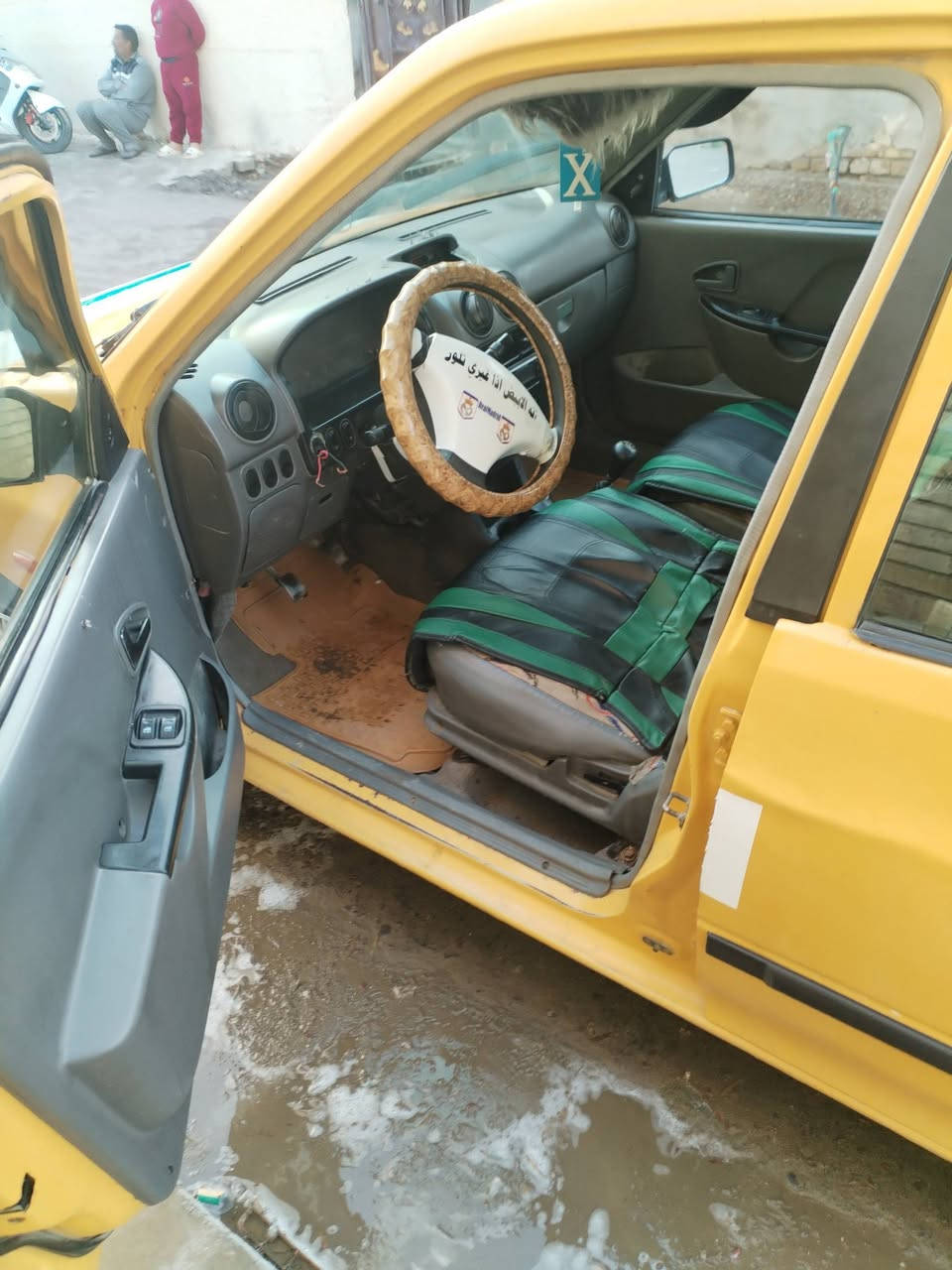 سلام عليكم سايبه البيع 2011سياره نضافه فول وكلش حلوه معمره خيسات وبيه مكانات صبغ اثر خياس شواصي سليمات ونضاف مكينه وكير خير من الله مابيهن شي اي نقص مابيه السياره صدر جديد امامي خلفي دواخل نضيف مصفره هيئه وغرامه سنويه ل30السعر 27وبيه مجال مكان بغدادالشعب حي اور رقم الهاتف ***********
