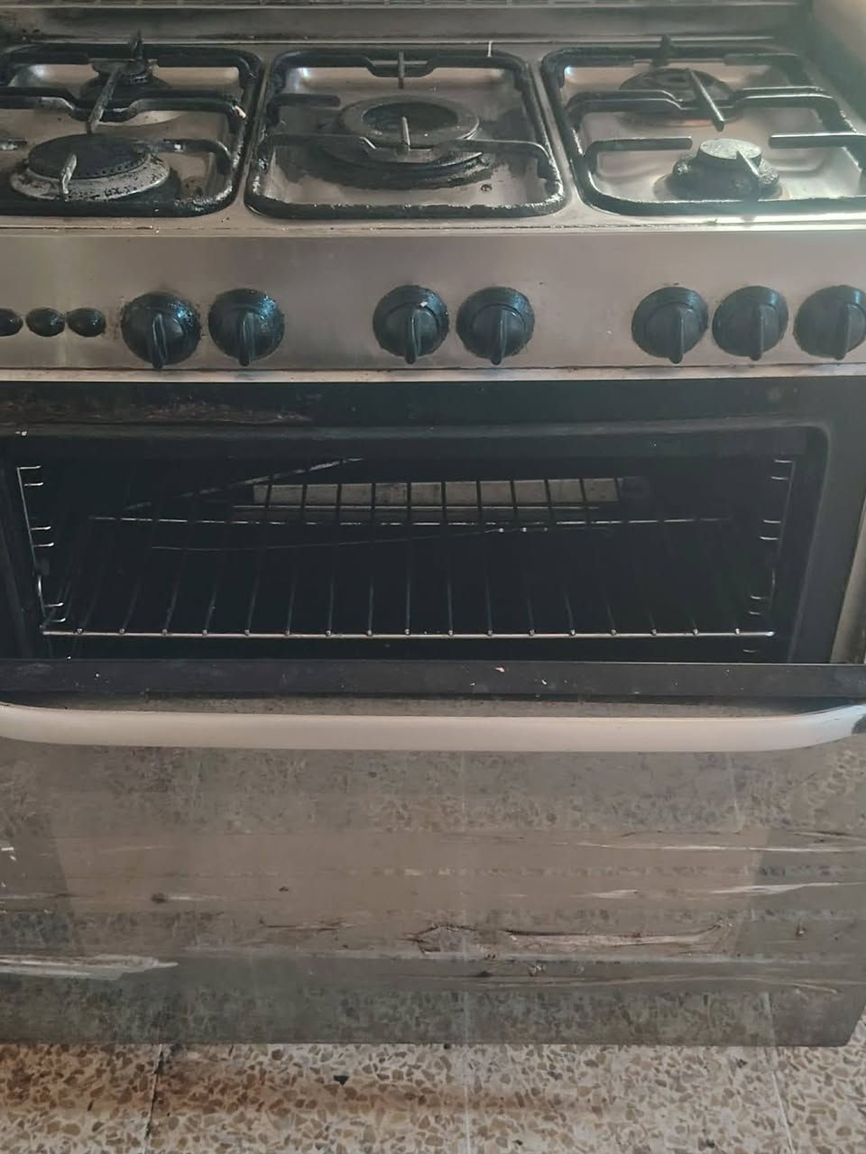 طباخ شغال كامل ب٥٠ حي الميثاق


**إذا كنت صاحب هذا الإعلان وتريد حذفه لأي سبب، رجاءا أرسل رسالة إلى الدعم الفني**