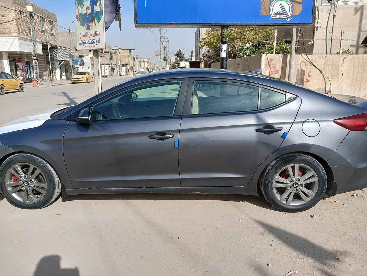 لانتره ١٧ أمريكي رقمه مثئ سعره ١٢٠ وبيه مجال***********
