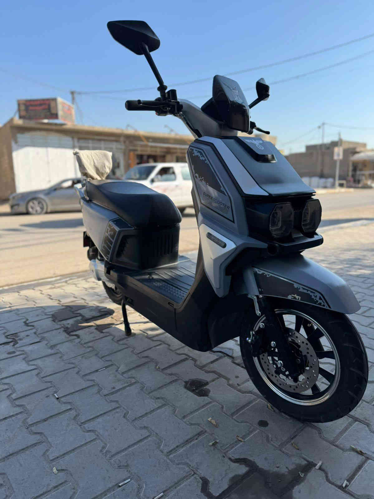 السلام عليكم 🌹
للبيع دراجه شحن بطاريات حجم كبير دراجه مابيها أي نقص نظافة فول على وضع الشركة  ♥️

السعر 750.000  ألف
قضاء المحاويل 
للتواصل ***********
