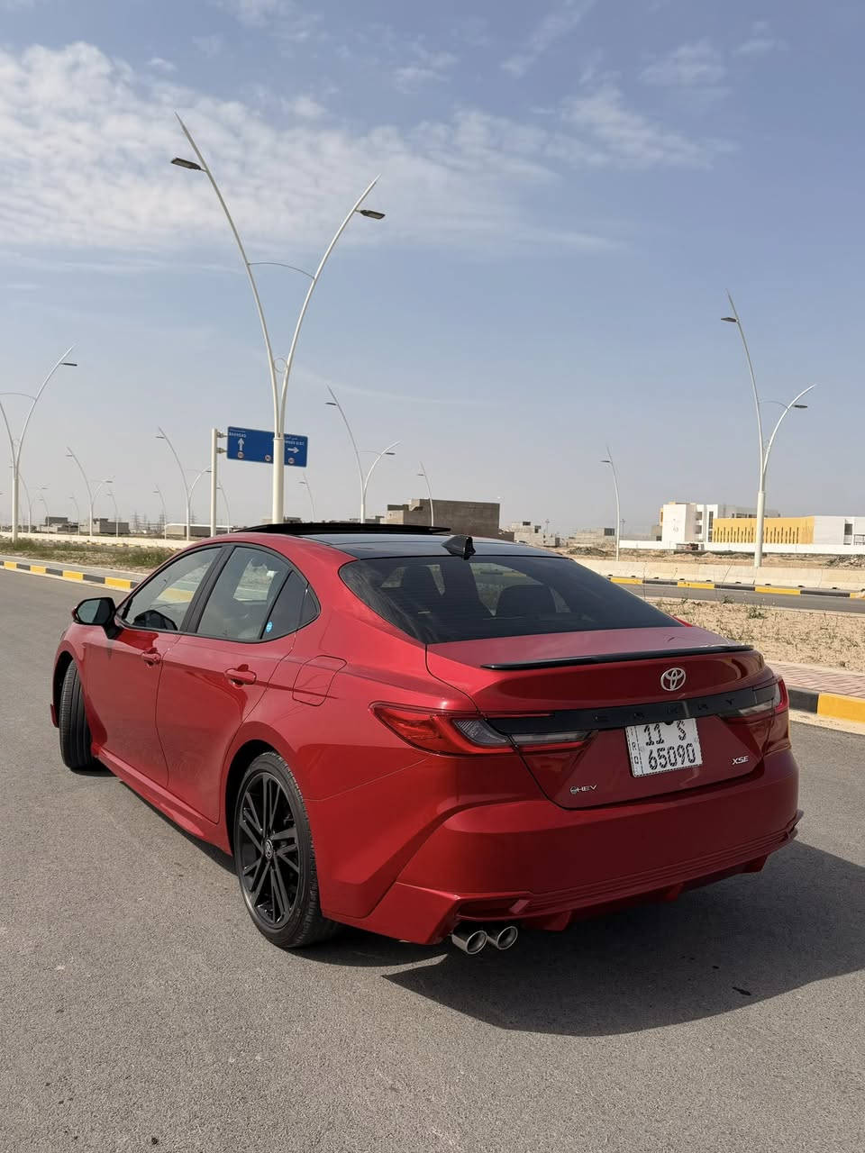 Toyota camry xse ❤️
للبيع فقط بدون مراوس!!

موديل :2025 

الون :احمر متغير
الممشى : 9 الف فقط 
حجم المحرك : 2500هايبرد

الفئه :xse 
: المواصفات 

- بنوراما
- كشنات جلد
- ⁠كشنات تدفئه 
- شفتات ستيرن
- ⁠ستيرن تدفئه
-نقط عمياء 
-تشغيل عن بعد
-تبريد قطعتين
-كشنات كهرباء 2
-شاشه جبيره 
-شفتات ستيرن
-ويل 19 بلادي
-ترحيب ابواب 
-كامره اماميه 

وباقي المواصفات المعروفه 

رقم بغداد بسمي الشخصي 

حادث السياره / صبغ بدعاميه نفسه ممبدله وتعديل pdr بالبنيد راديترات شركه تبريد بلادي لايتات اصليه بدون ولا ايرباك صفاحه موس صور حادثه واتساب !!

السياره جاهزه بالكامل معايزه برغي نو مسج و بشرط السونار

السعر 257 بيه مجال للشراي  حك الجيه

رقم الهاتف الشراي يتصل ***********

