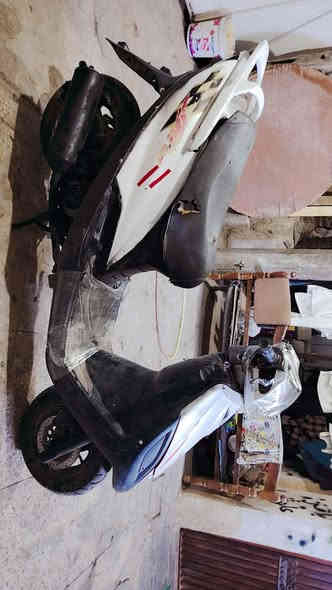 السلام عليكم ماكس للبيع او مراوس راس اب راس دراجه نضيفه خير من الله السعر 300 او مراوس اب عدله او ثعلب المكان ديالى حمرين قريه الجراونه و بيه مجال الرقم :***********
