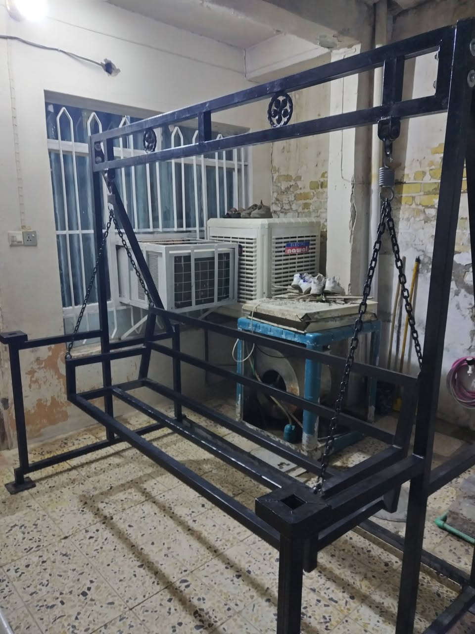 مرجوحه جديده للبيع السعر 250 بعقوبه التحرير الرقم ***********
