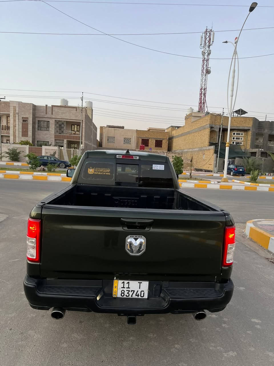 سلام عليكم للبيع اوللمراوس دوج رام مديل 2019 اصل 1500 محرك 8 سلندر رقم بغداد بسمي تغيير لون السياره جاهزه محرك وكير وحداديه وتبريد سعر 200 وبيه مجال مكاني ناصريه مركز شراي يتصل ***********
